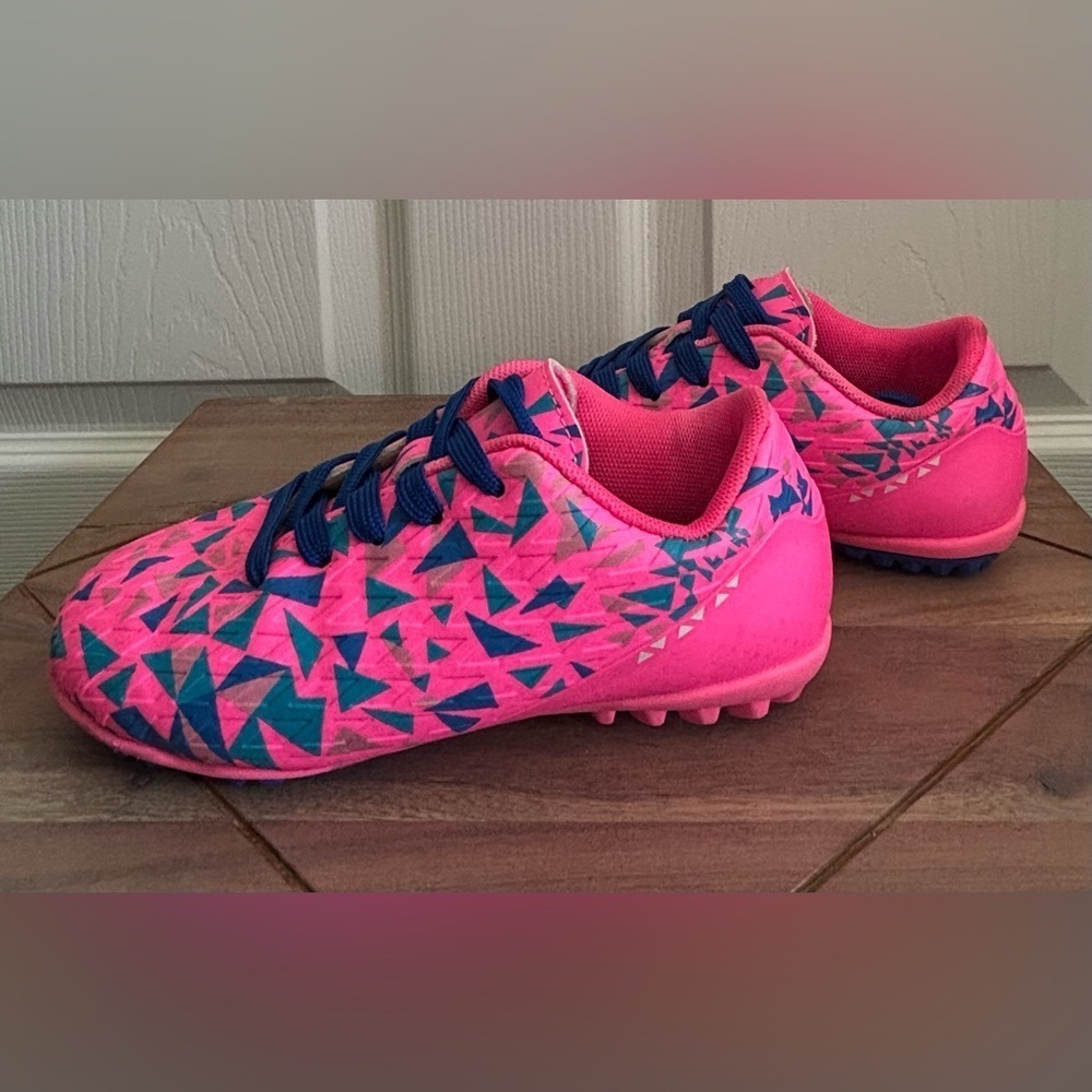 Dream Pairs Pink and Blue Sneakers Vibrant Design - Picture 2 of 8